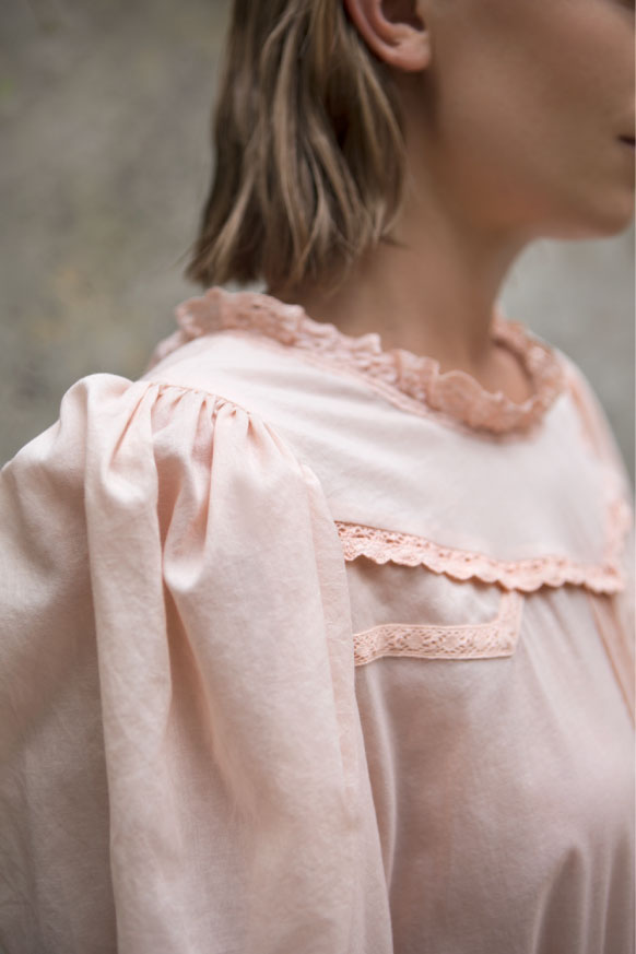 feature-row__image